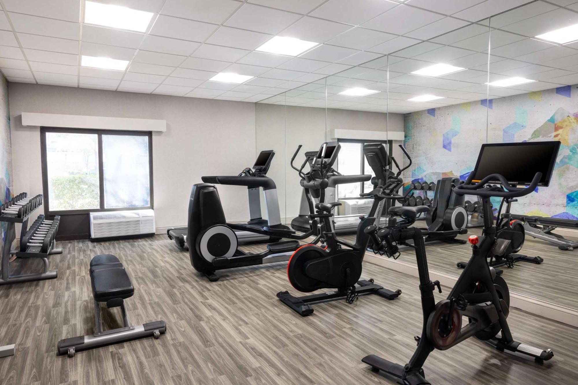 Hyatt Place Dallas North By The Galleria Addison Bagian luar foto