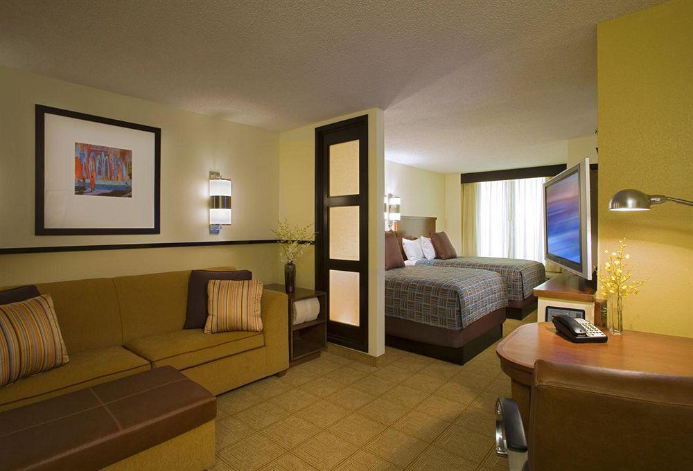 Hyatt Place Dallas North By The Galleria Addison Ruang foto